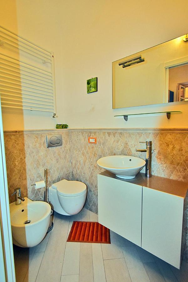 La Tana Del Poeta Apartment Lerici Exterior photo